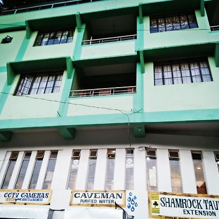 סאגאדה Shamrock Tavern מראה חיצוני תמונה