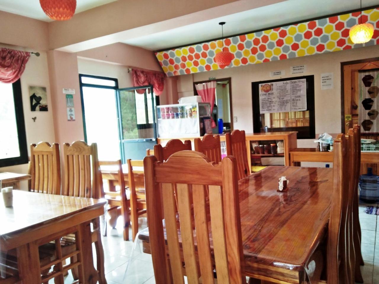סאגאדה Shamrock Tavern מראה חיצוני תמונה